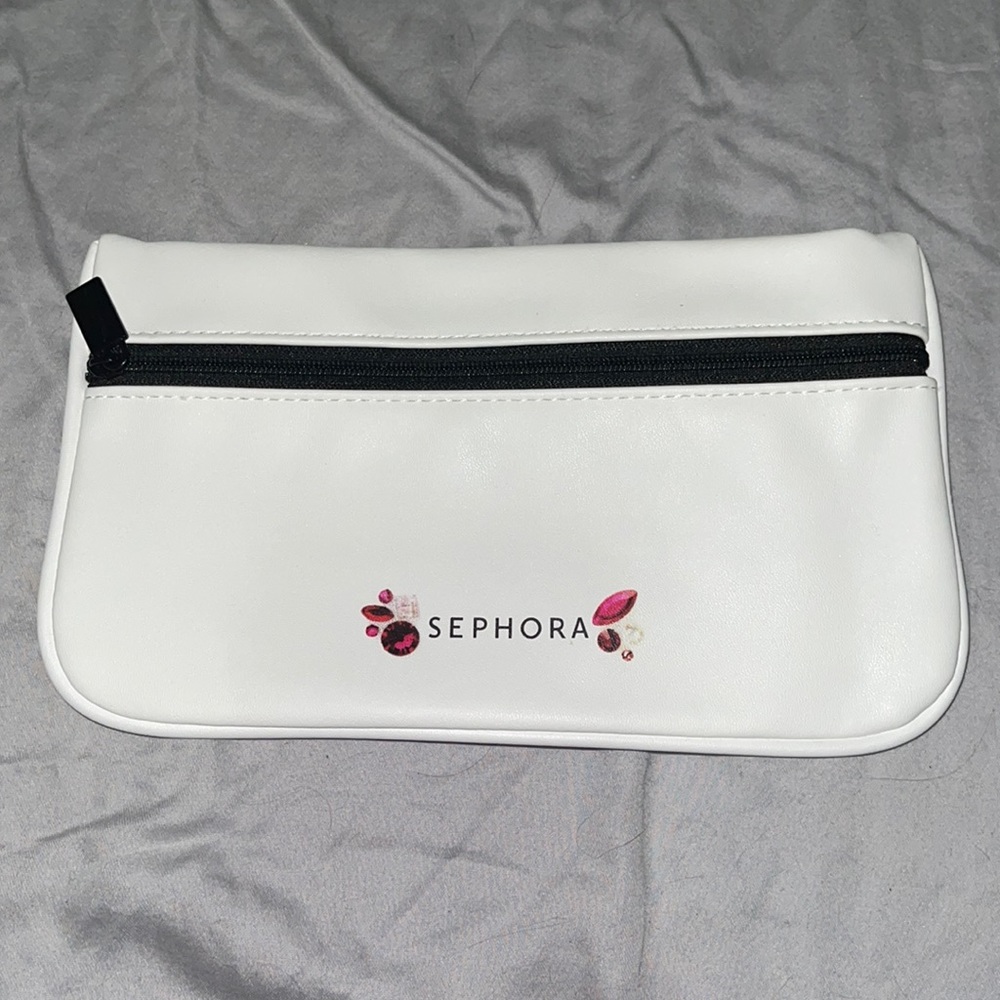 🤍 White Sephora Zippered Pouch 🤍
